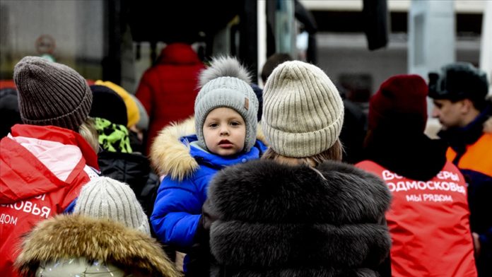 Ukrayna'nın Mariupol kentinde sivillerin tahliyeleri durduruldu