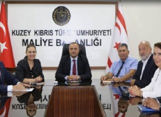 Maliye Bakanı Şan, Kuzey Kıbrıs Bankalar Birliği heyetini kabul etti
