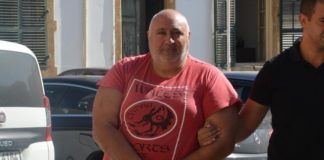 Casusluk şüphesiyle tutuklanan Andreas Soutzi adlı Rum, dün yeniden mahkemeye çıkarıldı ve aleyhinde 8 gün tutukluluk emri alındı.