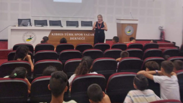 ‘Stres ve Öfke Kontrolü’ konulu seminer yapıldı