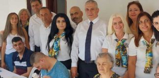 Lapta Huzurevi’nde kalan yaşlılara yoga ve boyama etkinliği düzenlendi