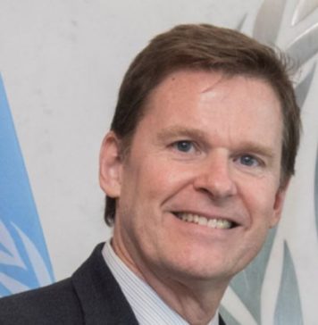 Colin Stewart Colin Stewart, Economist toplantısında konuştu