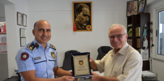 İtfaiye Haftası etkinlikleri kapsamında emekli itfaiyecilere plaket takdim edildi