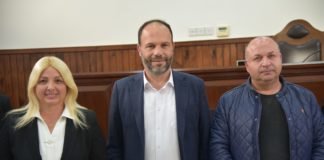 İskele ilçesinde seçilen belediye başkanları mazbatalarını aldı
