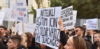 Atatürk Öğretmen Akademisi öğrencileri, “Bu ülkenin genç öğretmenlerine güvenin” çağrısında bulundu