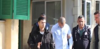 Girne’de “eş cinsel ilişki” üzerinden dolandırıcılık yapan sanıklar cezaevine gönderildi
