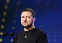 Zelenskiy: Tüm Ukraynalı erkek ve kadınları tekrar özgürlüğüne kavuşturacağız