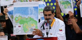 Devlet Başkanı Maduro, Esequibo