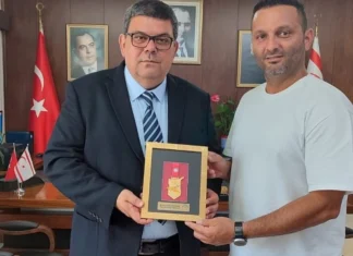 Özdemir Berova