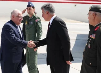 Türkiye Milli Savunma Bakanı Yaşar Güler KKTC