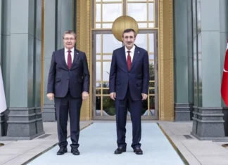 Ünal Üstel, Cevdet Yılmaz ile görüşüyor