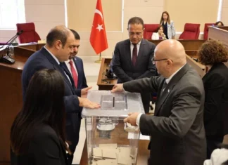 Meclis Başkanı Adayı Ziya Öztürkler