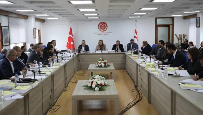 Turizm bütçesine eleştiri