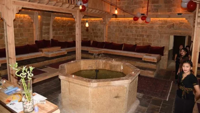 Büyük Hamam kapılarını yeniden halka açtı