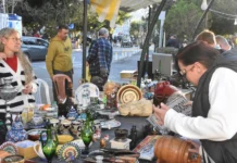 Girne'de Vintage & Antika Pazarı düzenlendi: İlk kez kitap değişim standı yer aldı