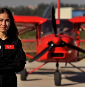 16 yaşındaki Defne Özcan Türkiye’nin en genç kadın pilot adayı oldu