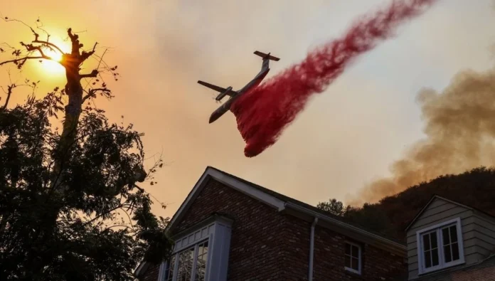 Los Angeles yangını: Can kaybı 16'ya yükseldi