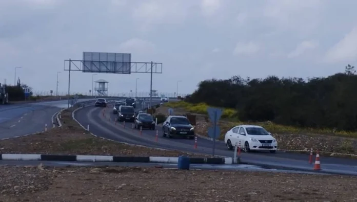 Polisten sürücülere uyarı: Ercan yakınlarında yol çalışması var