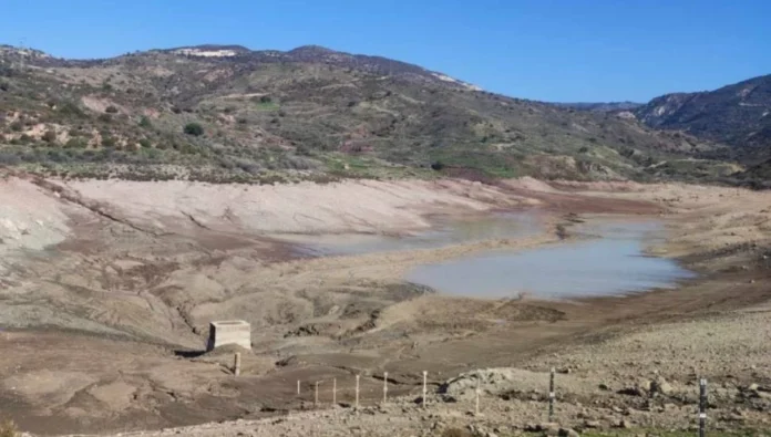 Güney Kıbrıs’ta şiddetli kuraklık: Barajlardaki su seviyesi kritik düzeyde