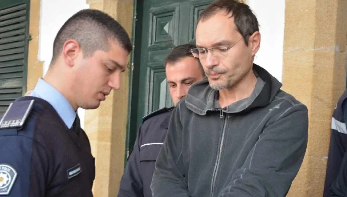 Sahte sigorta poliçesiyle KKTC'ye giriş yapan zanlı, 2 ayı aşmayacak süreyle tutuklandı