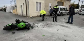 Güzelyurt’ta trafik kazası: Motosiklet ve araç çarpıştı; 2 sürücü de yaralandı